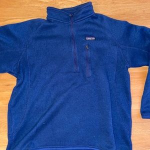 Navy Blue Men’s Patagonia Better Sweater 1/4 zip. Smoke & Pet free environment